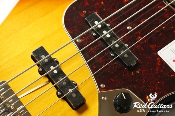 Made in Japan Traditional 60s Jazz Bass ‐ 3-Color Sunburst